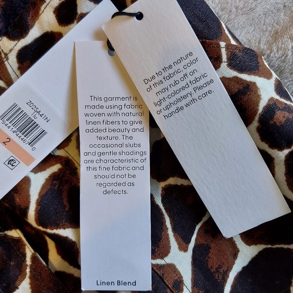 *HOST PICK* Calvin Klein Giraffe Print Linen Skirt - Picture 4 of 10
